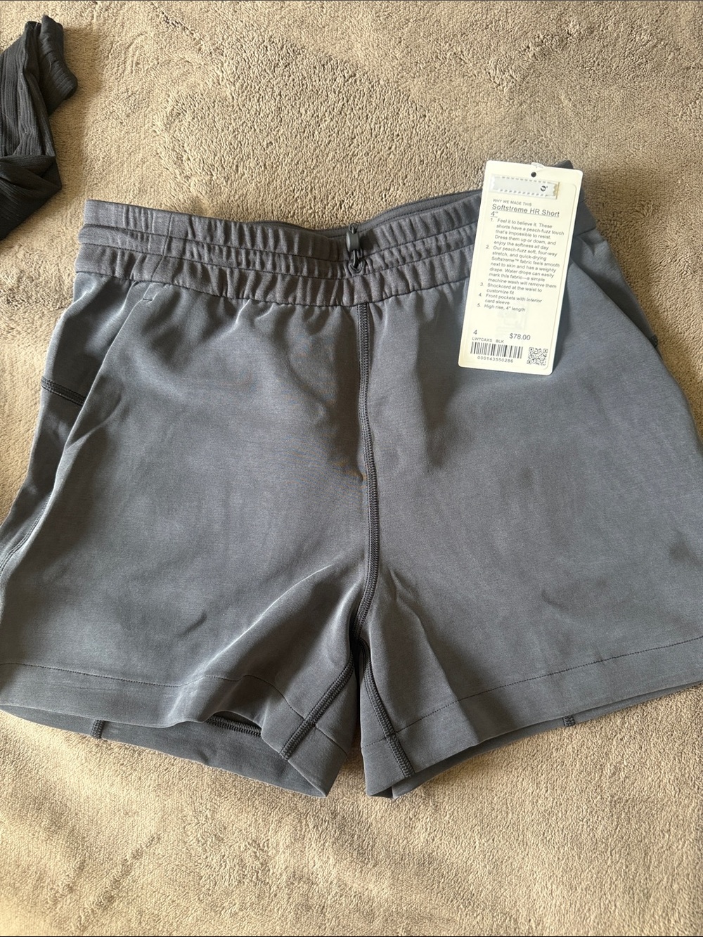 Lululemon Softstreme HR Short 4” Sz 4